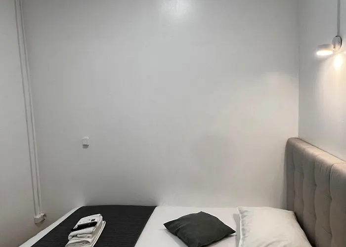 홈스테이 Apartamento Bernardim Ribeiro - 3ª Andar