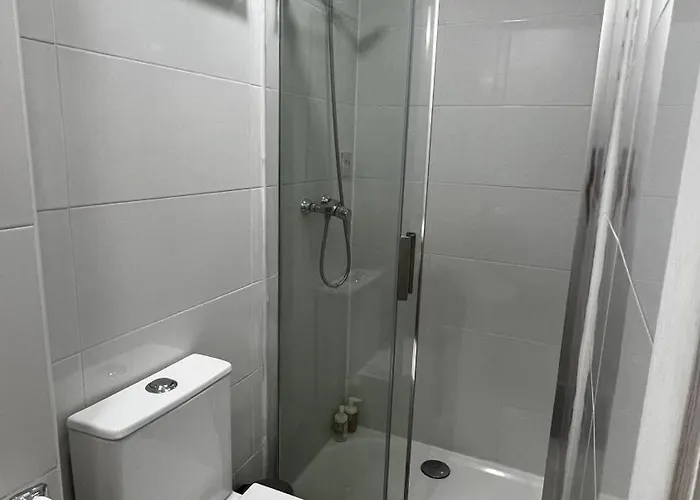 Apartamento Bernardim Ribeiro - 3ª Andar Kwatera prywatna *